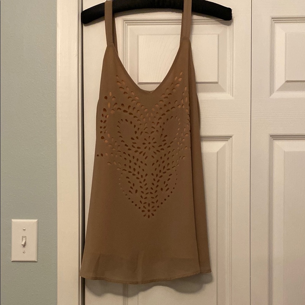 Super cute tan tank top
